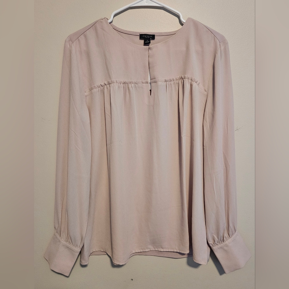 NWT Ann Taylor Factory Blush Pink Blouse Sheer Top Size Medium